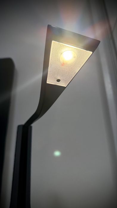 Veioza led birou radio diva de Donegati & Lauda rovere boxa cu radio