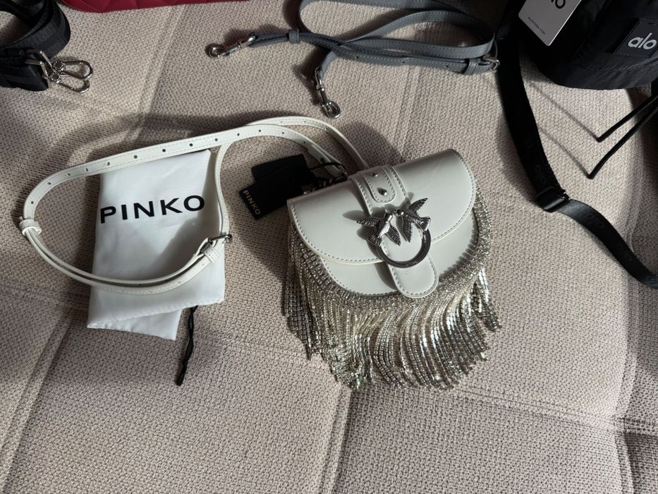 НАМАЛЕНИЕ оригинални чанти  Alo Yoga, Pinko, DKNY, Marc Jacobs