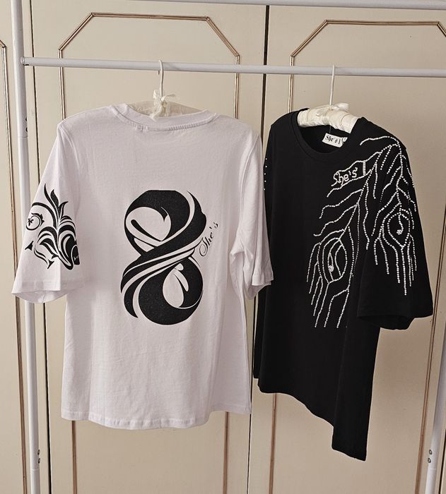 Тениски в бяло и черно