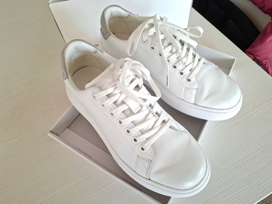 Calvin Klein бели кожени маратонки 38 номер