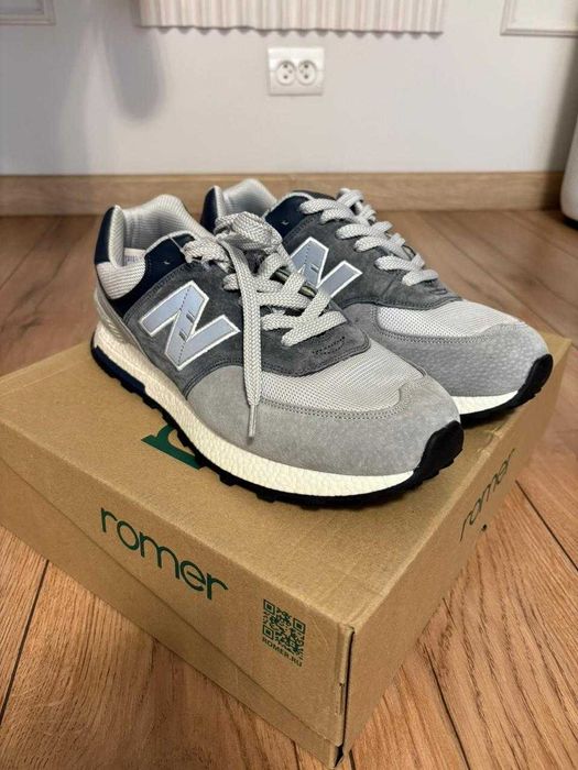 Кроссовки New Balance классика в современном стиле