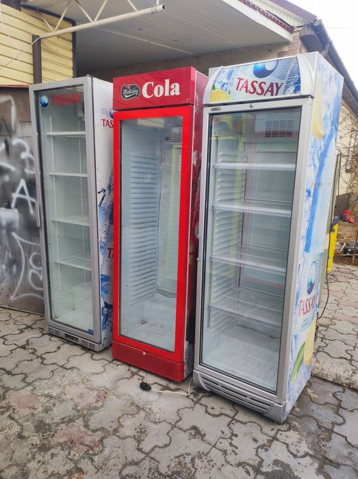 Холодильники стеклянные