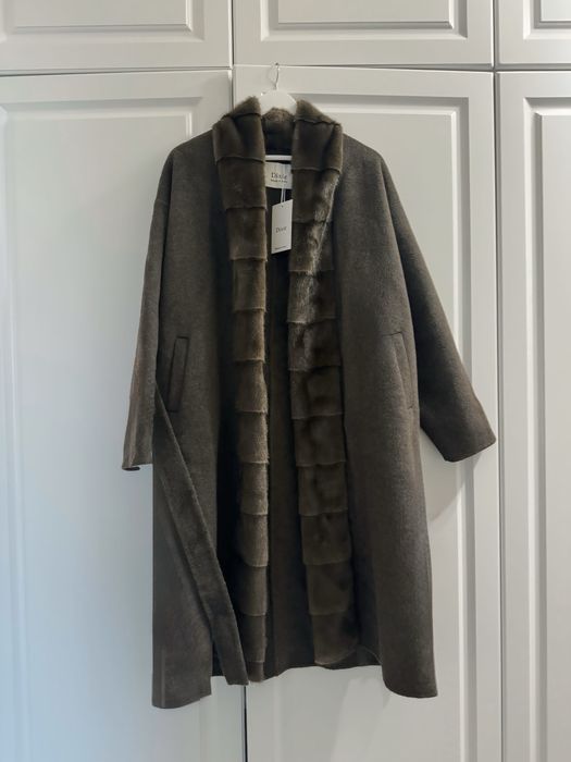 Пальто-накидка в стиле Max Mara