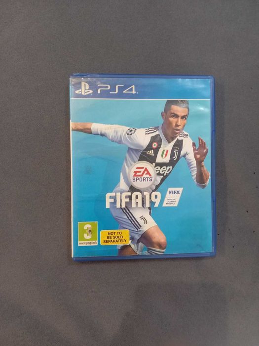 PS4 - игра FIFA 19 + BONUS