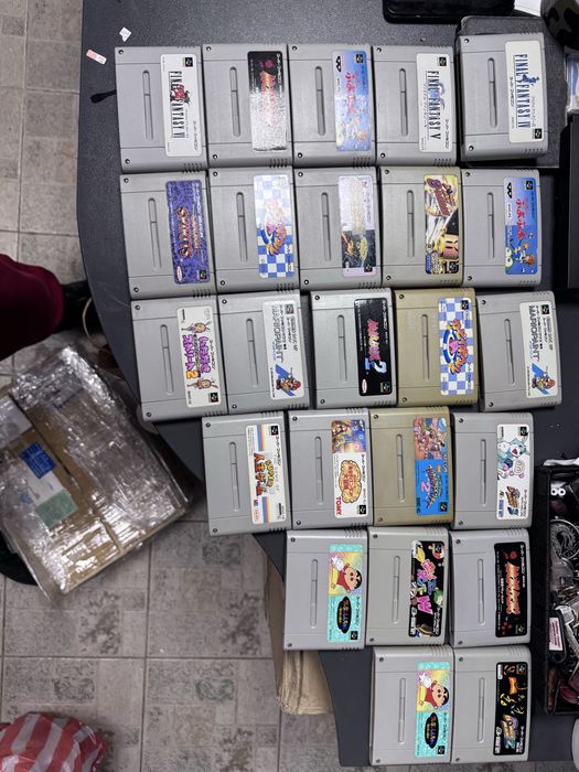 Nintendo Super Nintendo (SNES) Japan LOT 24бр