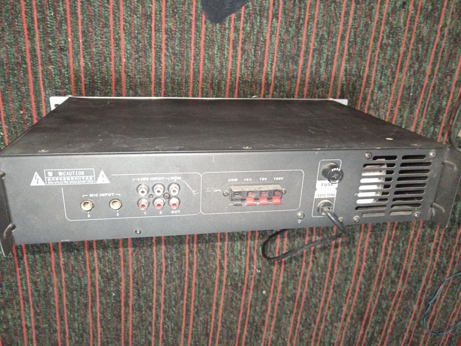 Усилитель. 100 ват.