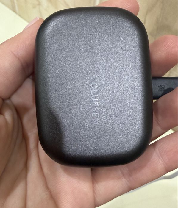 Casti Bang & Olufsen