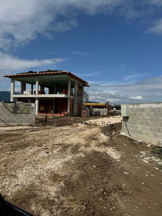 Продава се Къща в с. Крумово, Област Пловдив - 240 кв.м за 1105 €/кв.м - Снимка #2