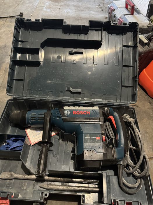 Перфоратор Bosh sds max