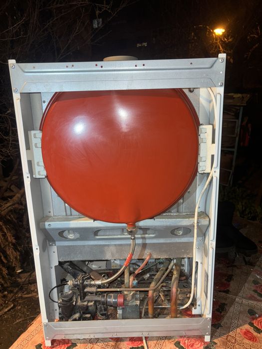 Centrala buderus 25w stare foarte buna