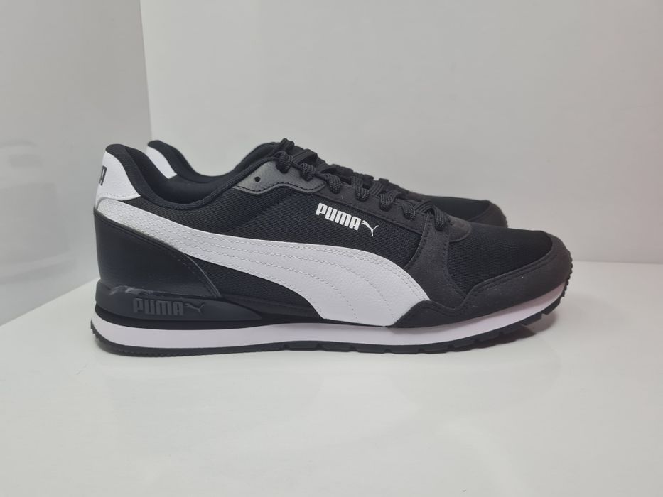 Маратонки Puma ST Runner V3

Чисто нови с кутия. 

Размер 45 стелка 29