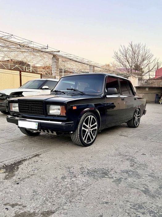 Продам ваз 2107 в отличном состоянии с наворотами