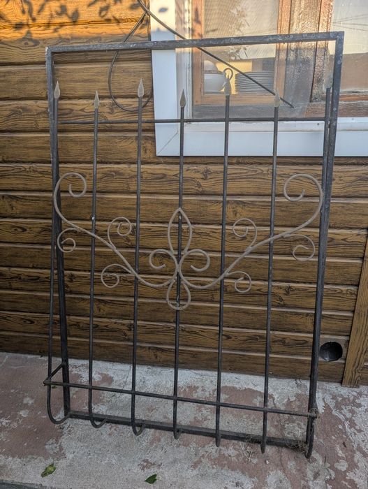 Решетки металлические