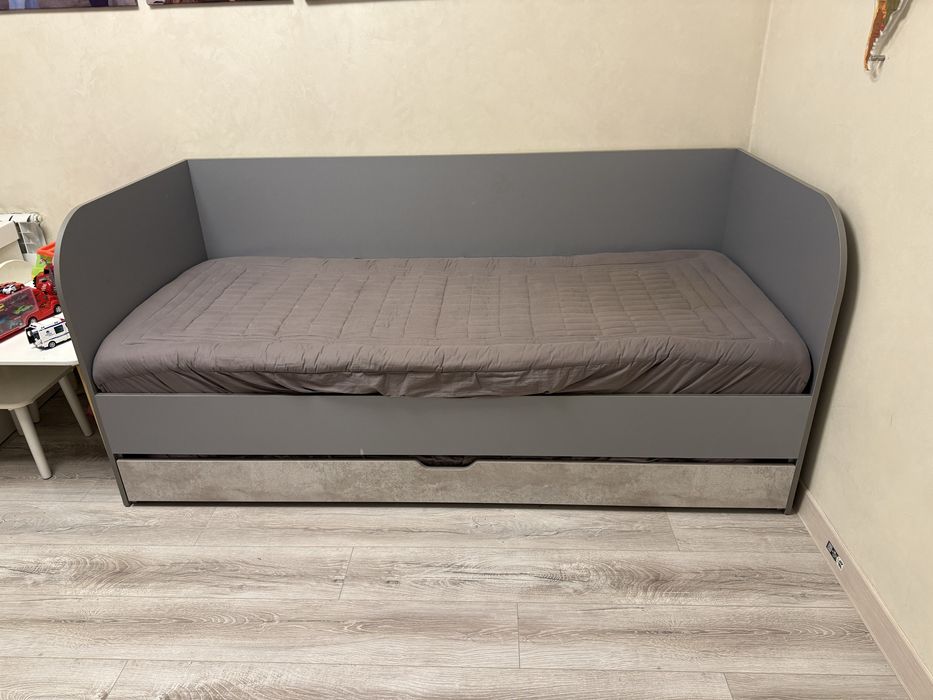 Кровать в детскую