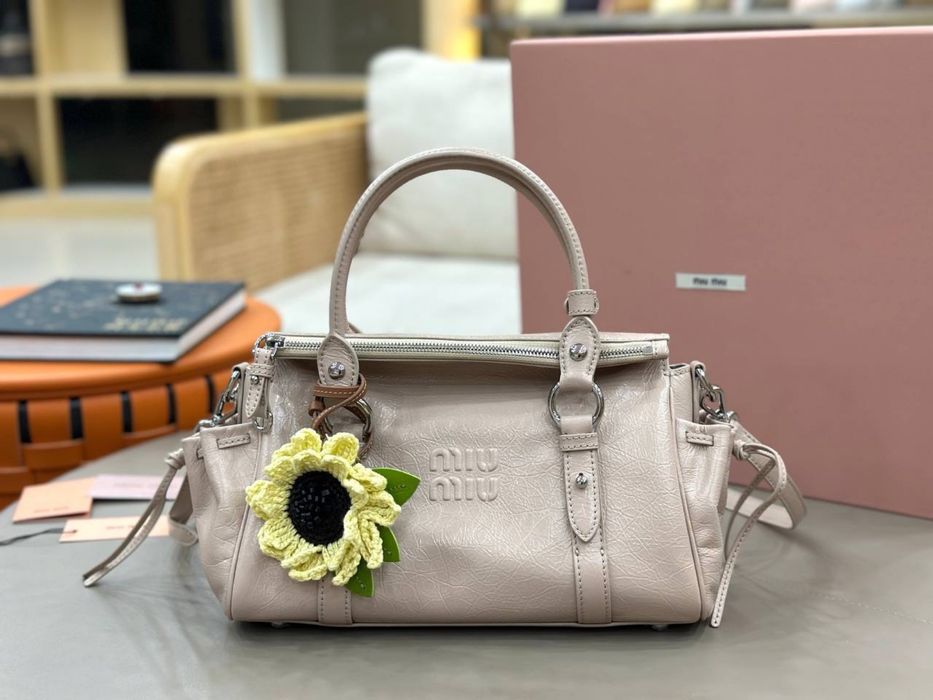 Geanta Miu Miu Medium