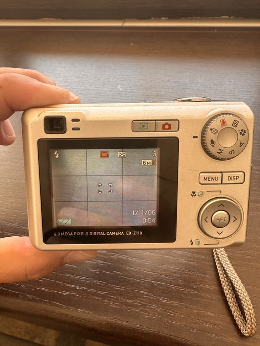 Цифровая мыльница Casio Exilim Z110