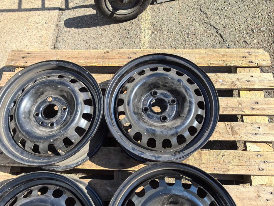 14 цола 4 х 100 мм Опел Корса и други - 5,5 Инча / ЕТ 39 - НОВИ