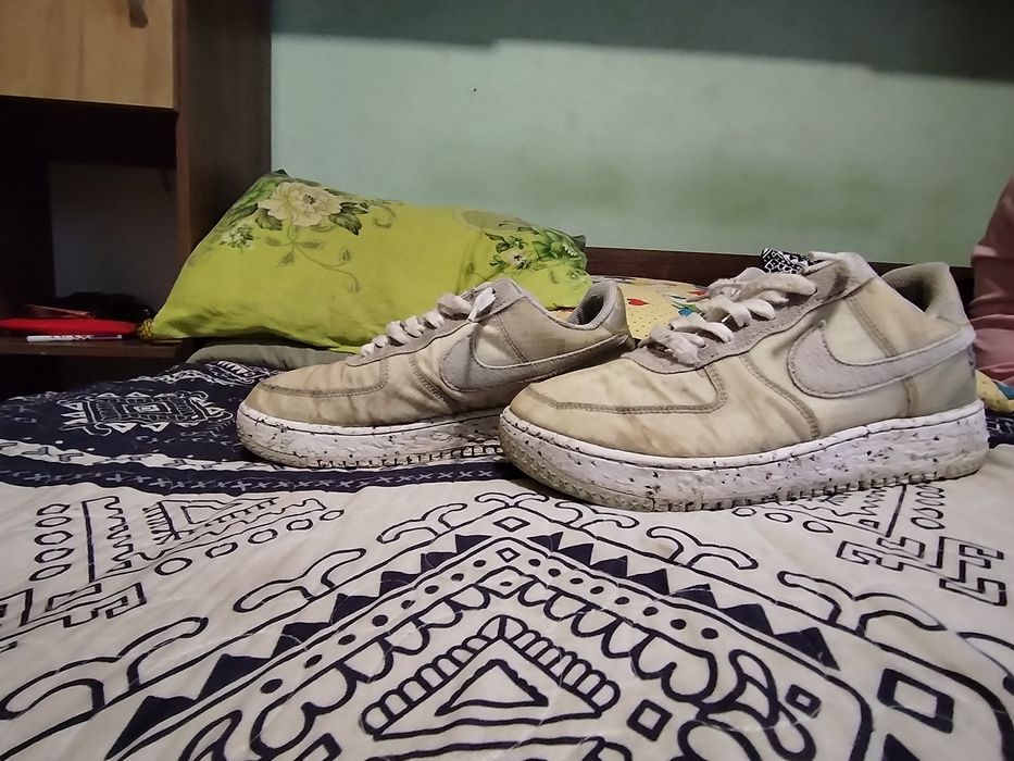 Vând sau schimb Nike AF1 Crater