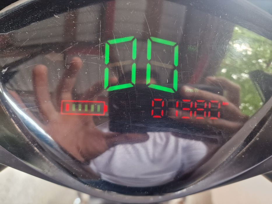 Scuter Electric RK5 – Baterie LITIU – Doar 1383 km