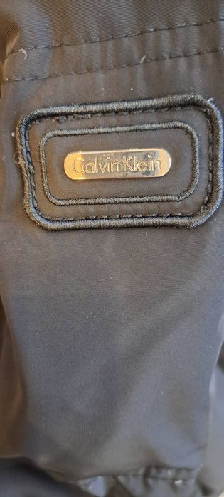 Calvin Klein оригинално яке  гъши пух ,естествен пух на качулкатаS ра