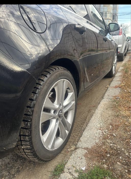 OPEL Astra 2011 — imagine 4