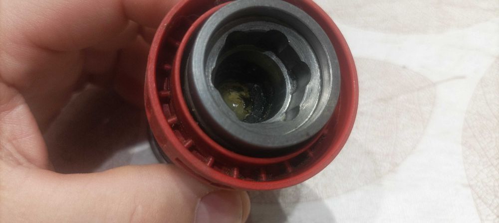 патронници  за перфоратор БОШ , МЕТАБО , Елпром конус 16мм.