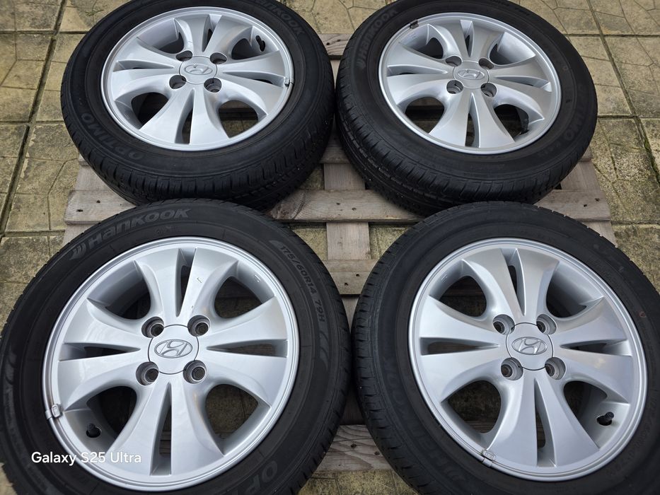 Лети джанти 14ки 4х100 Hyundai + летни гуми 175/60/14 Hankook