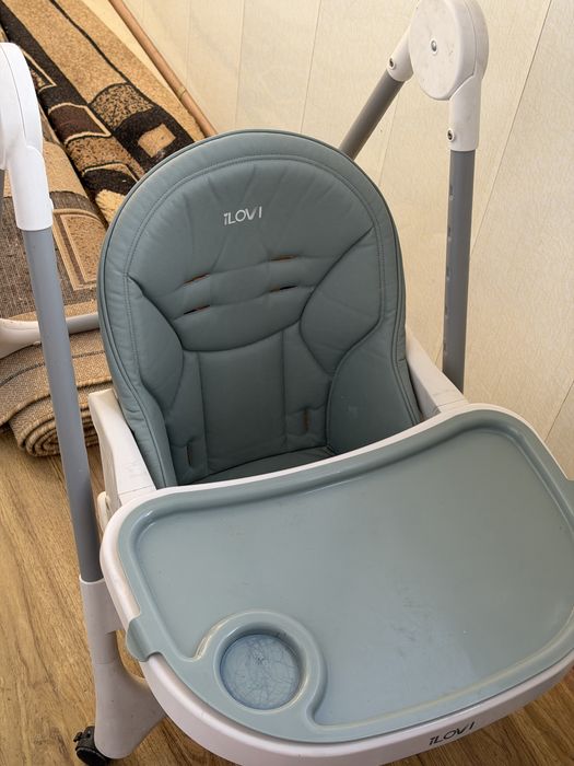 Коляска детская и стульчик для кормления б/у