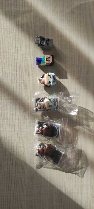 Фигурки киндер джой kinder joy осд и Майнкрафт