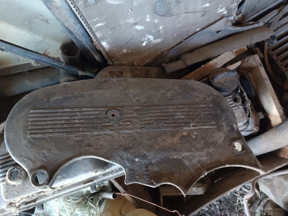 Продам запчасти на BMW E-30