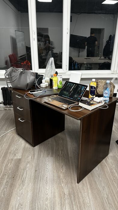 Идеальный стол для офиса