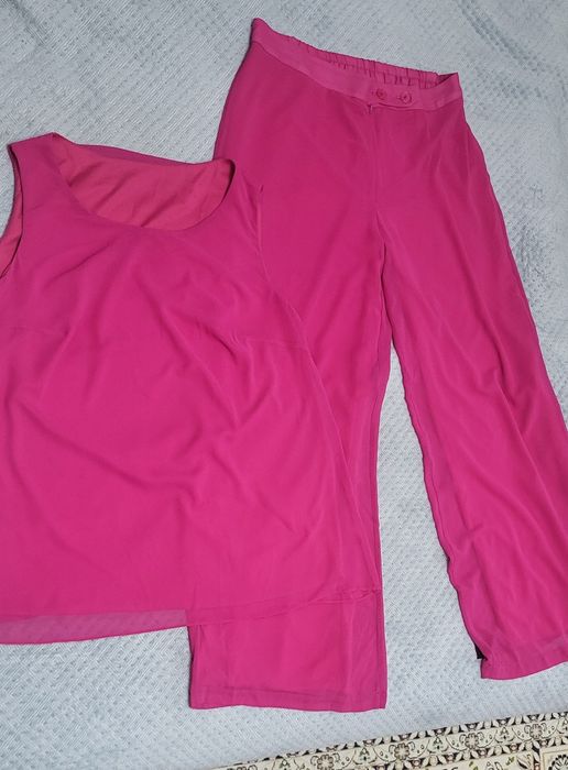 Срочно продаётся платья