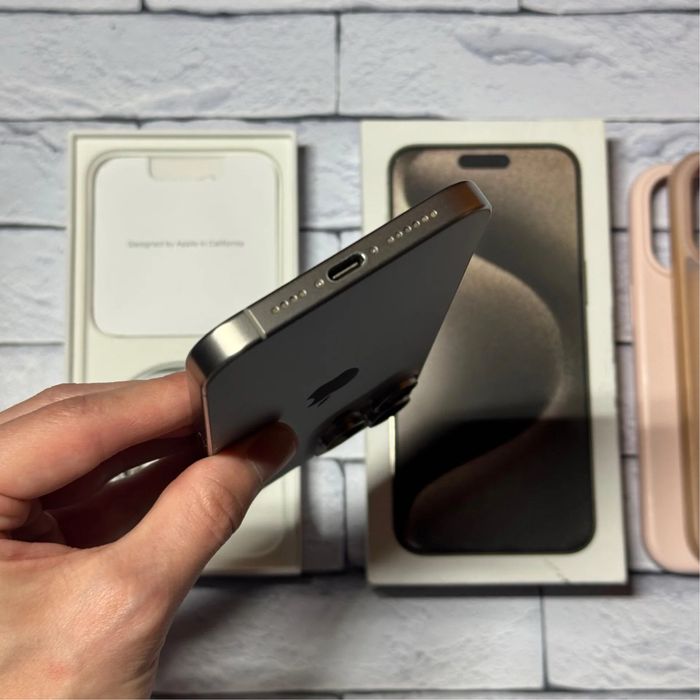 iphone 15 pro max в идеальном состояний