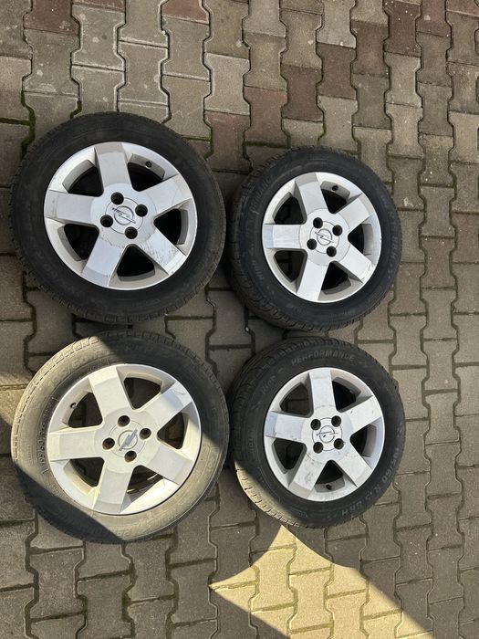 Jante aluminiu și anvelope de vara taurus 195/60/ r15 88h