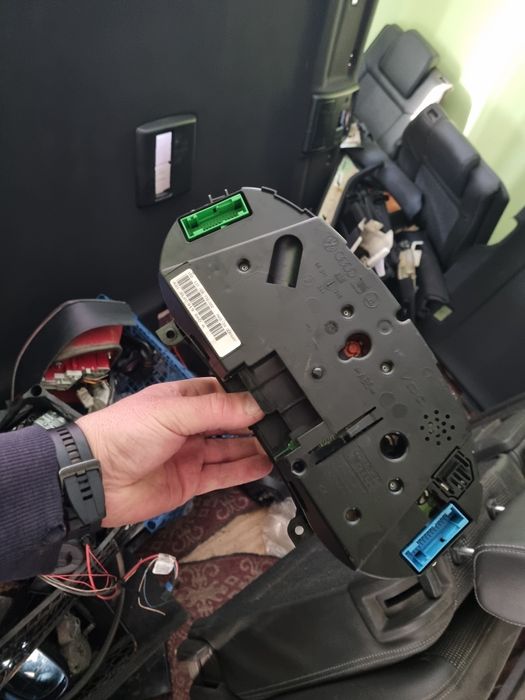 Километраж за Ауди А3 1.8 бензин 1999г