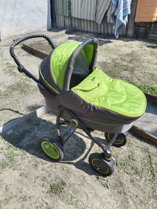 Коляска детская.