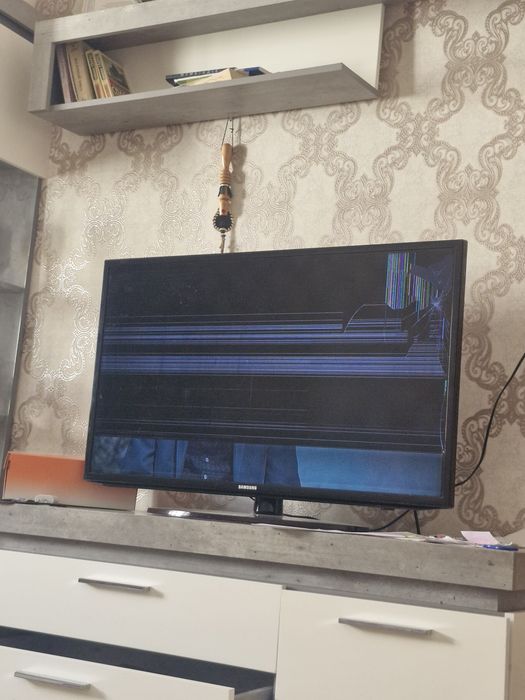 Телевизор  Самсунг бу