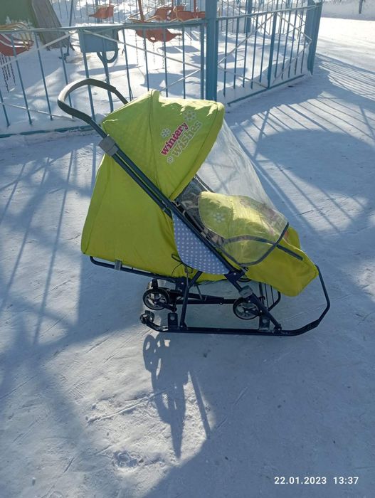 Продам санки коляска