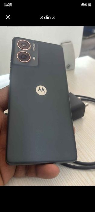 Motorola g85 g5  telefonul merge perfect baterie tine in jur de 2 zile