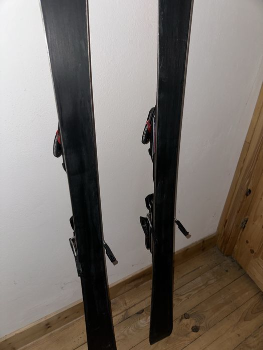 Schiuri Atomic cu legaturi Atomic Performer Scandium