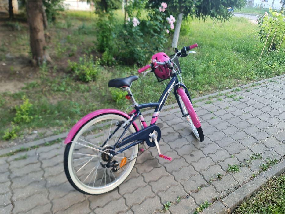 Bicicletă B'Twin 24" fete + cască, stare impecabilă, aproape nouă