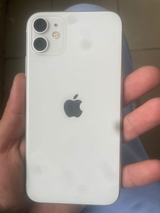 iPhone 11 de vânzare funcționează perfect