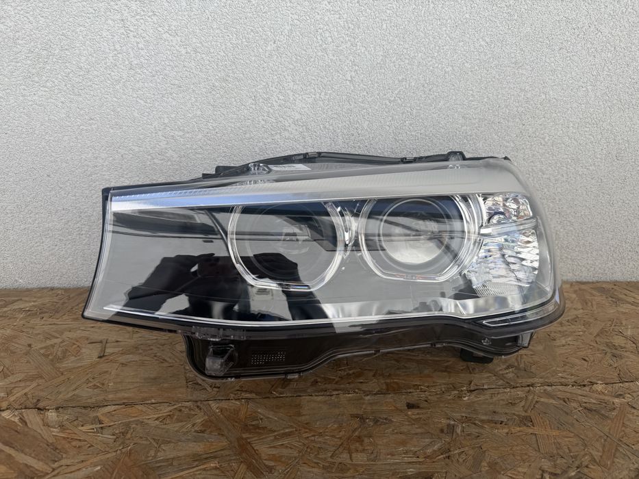 Far stanga BMW X3 X4 F25 F26 LCI Facelift Bi Xenon Adaptiv + Led