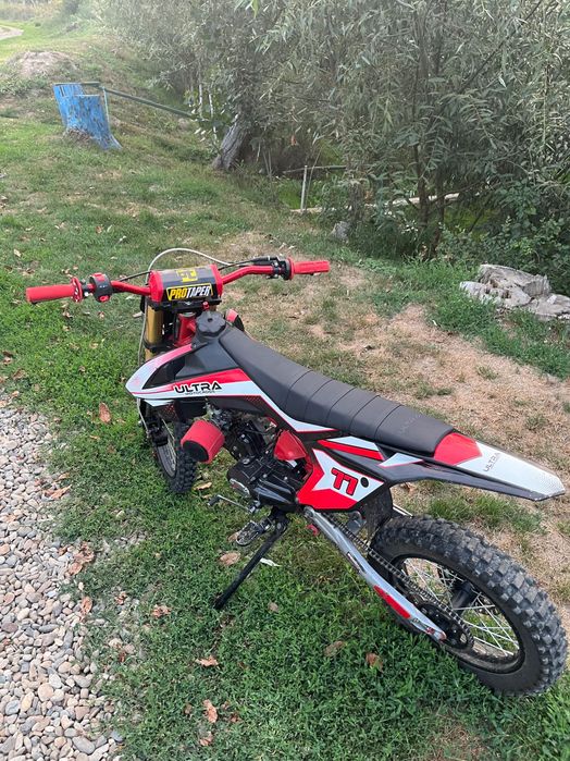 Ultra 125cc motocross