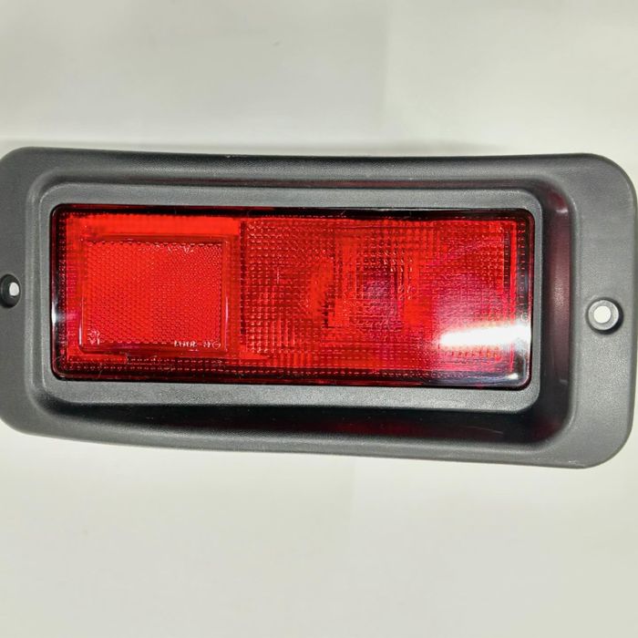 Фонарь задний Монтеро Спорт