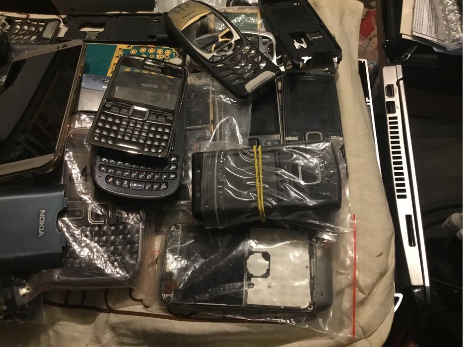 Imbracaminte vintage terminale mobile