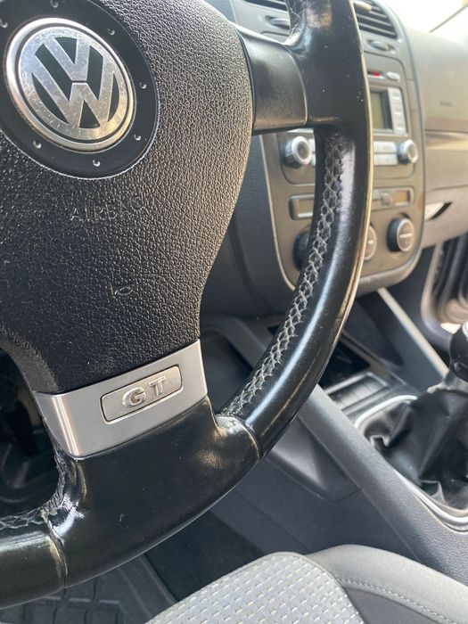 Volkswagen golf  1.6  2009  GT