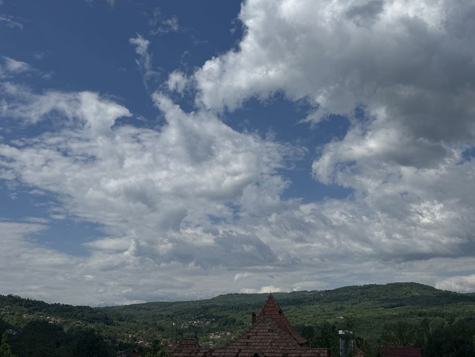 Teren intravilan la asfalt