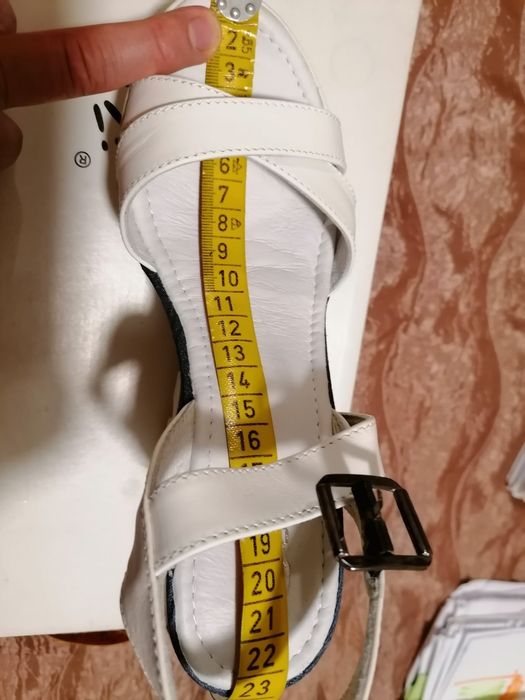 Чисто нови сандали Bianki