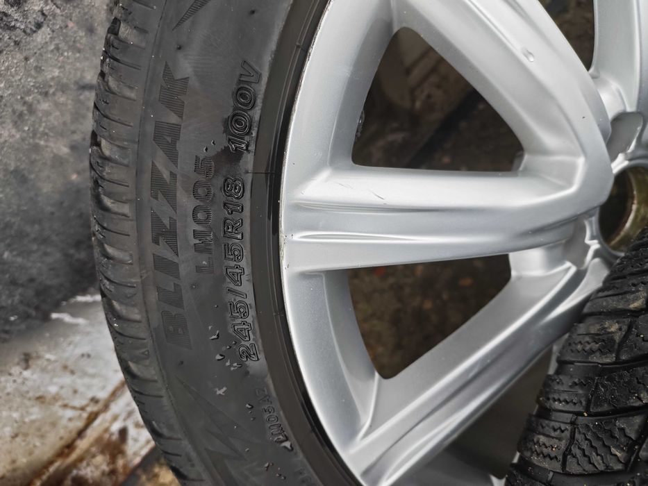 Продавам 4бр. 18" джанти със гуми за Audi